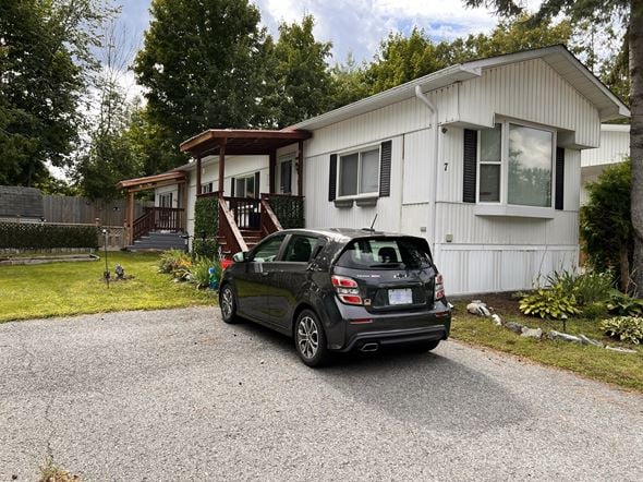 7 Rowan Rd., Stittsville, ON, K2S1B7