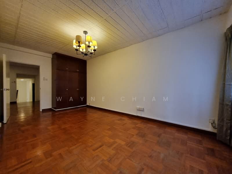 4 Cairnhill Rise photo 2