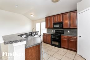 15202 Arnold, Baytown, TX, 77523 photo 5