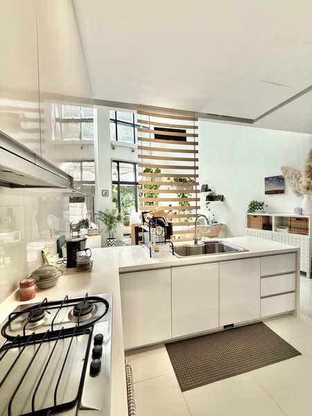 11 Leedon Heights photo 2