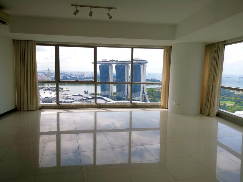2 Marina Boulevard photo 4