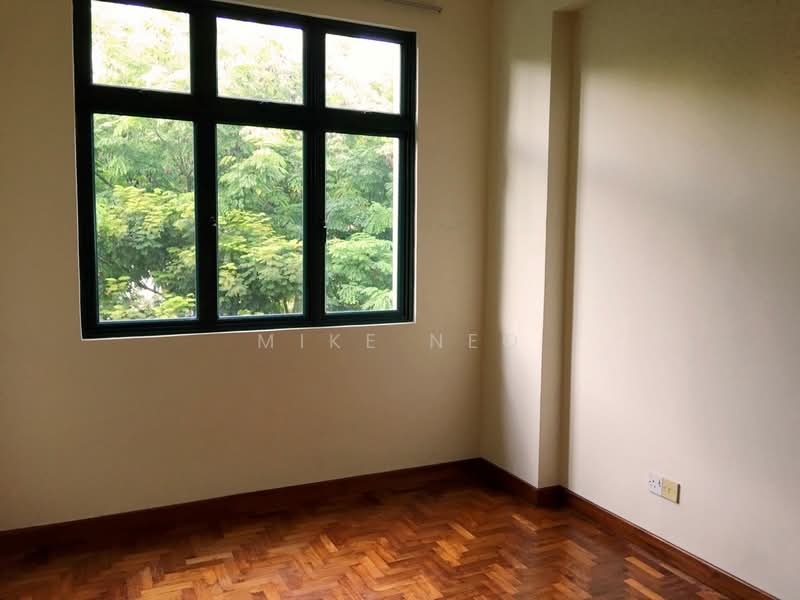 61 Hume Avenue photo 5