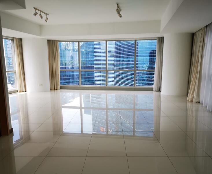 2 Marina Boulevard photo 5