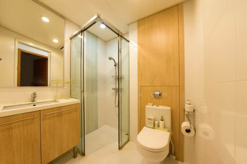 2 Marina Boulevard photo 3