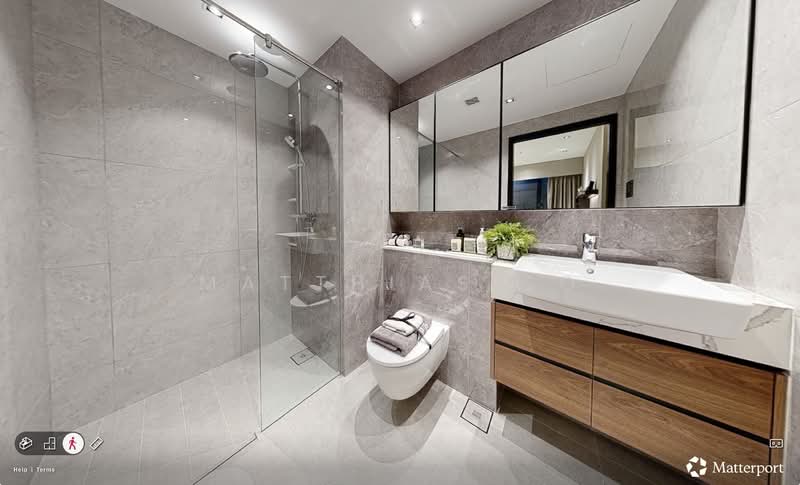9 Slim Barracks Rise photo 4