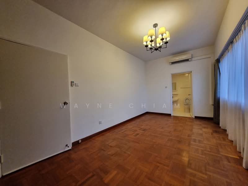 4 Cairnhill Rise photo 3