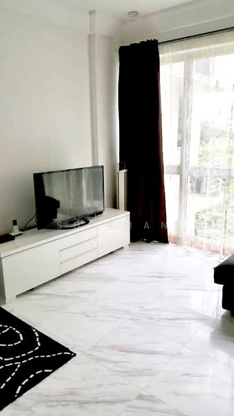 960 Dunearn Road photo 2