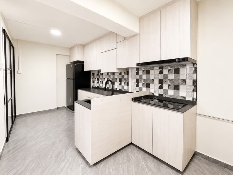 Additional image 3 of 220 Jurong East Street 21