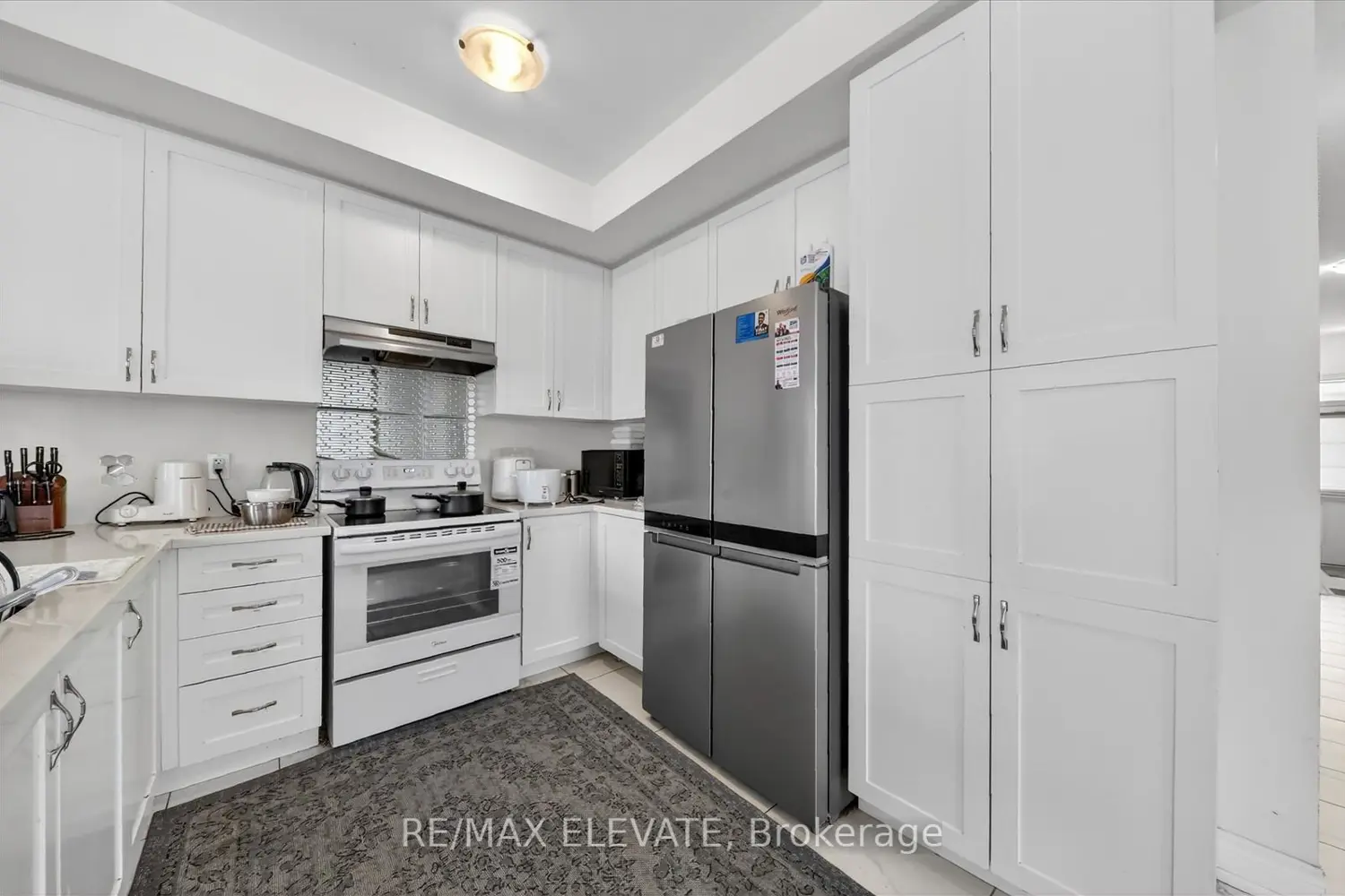 Additional image 11 of 23 Reign Lane