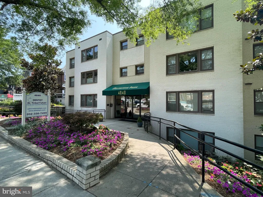 4840 Macarthur Boulevard NW Unit 404, Washington, DC 20007