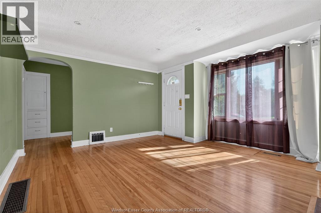 Additional image 6 of 2406 Byng , Windsor, ON, N8W3E8
