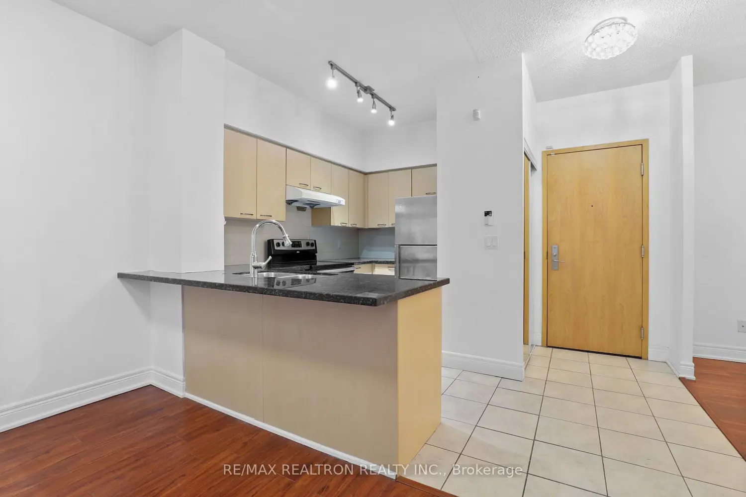Additional image 13 of 48 Suncrest Boulevard 112