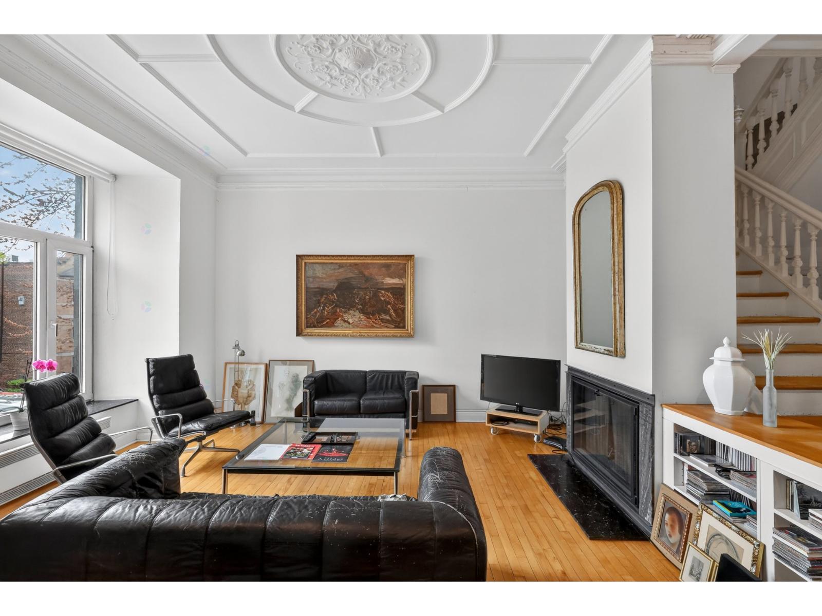 460 Av. Grosvenor