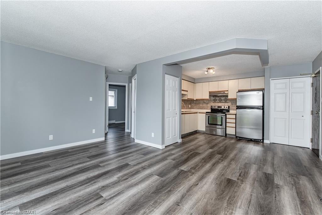 Additional image 5 of 8-331 Northlake Drive, Waterloo, ON, N2V 1Z1