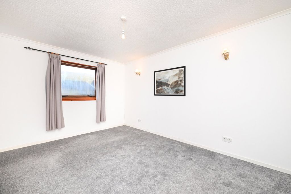 Additional image 11 of 2 bed bungalow for saleHarley Street, Scalloway, Shetland ZE1