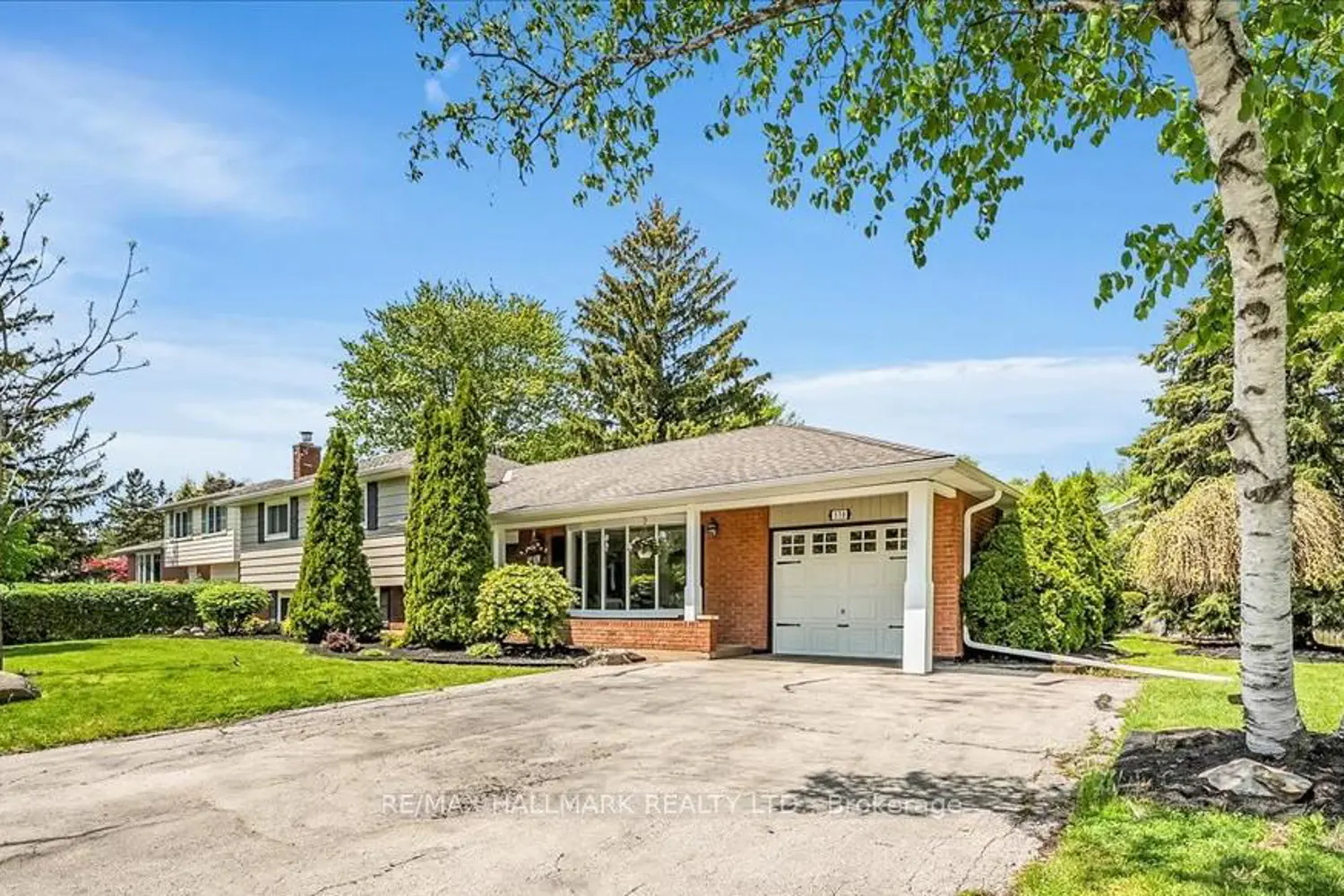 370 Dunlop Crescent