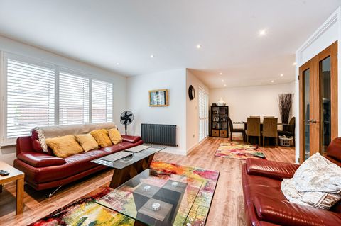 The Heights, Charlton SE7