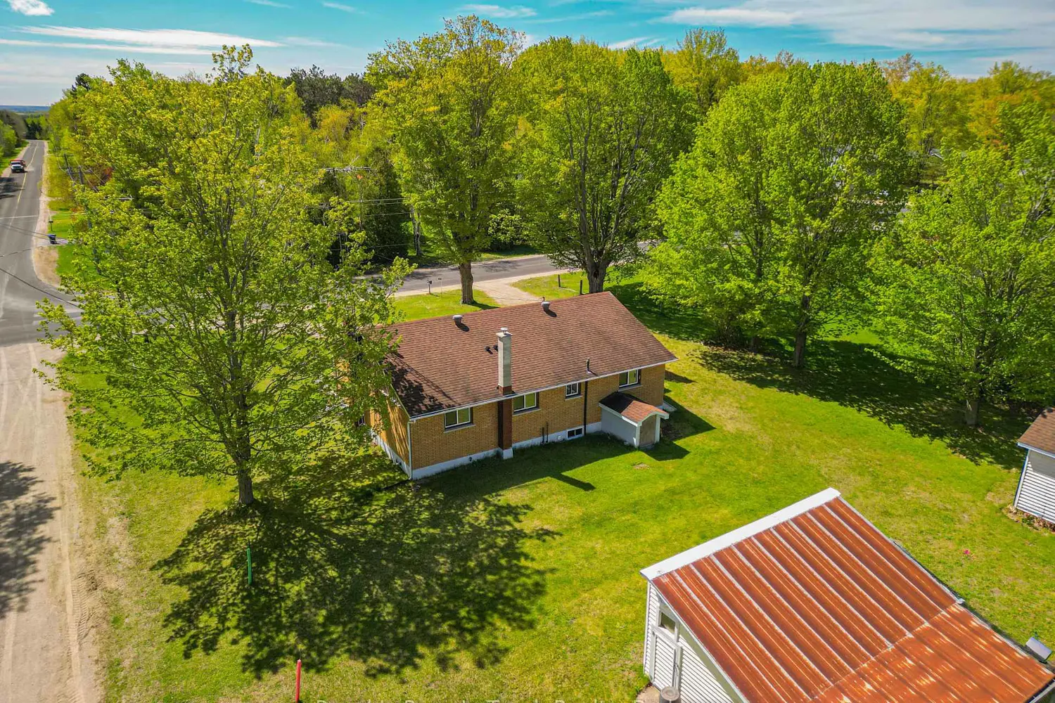 859 Cedar Point Road photo 4