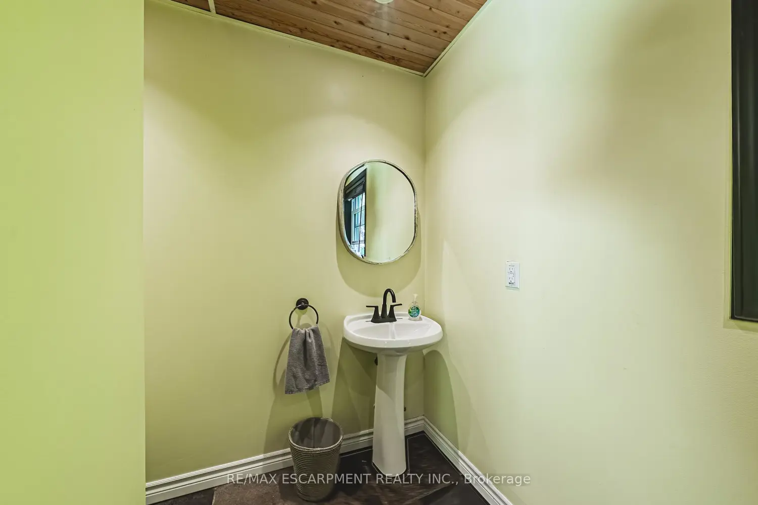 Additional image 19 of 2178 Berwick Drive