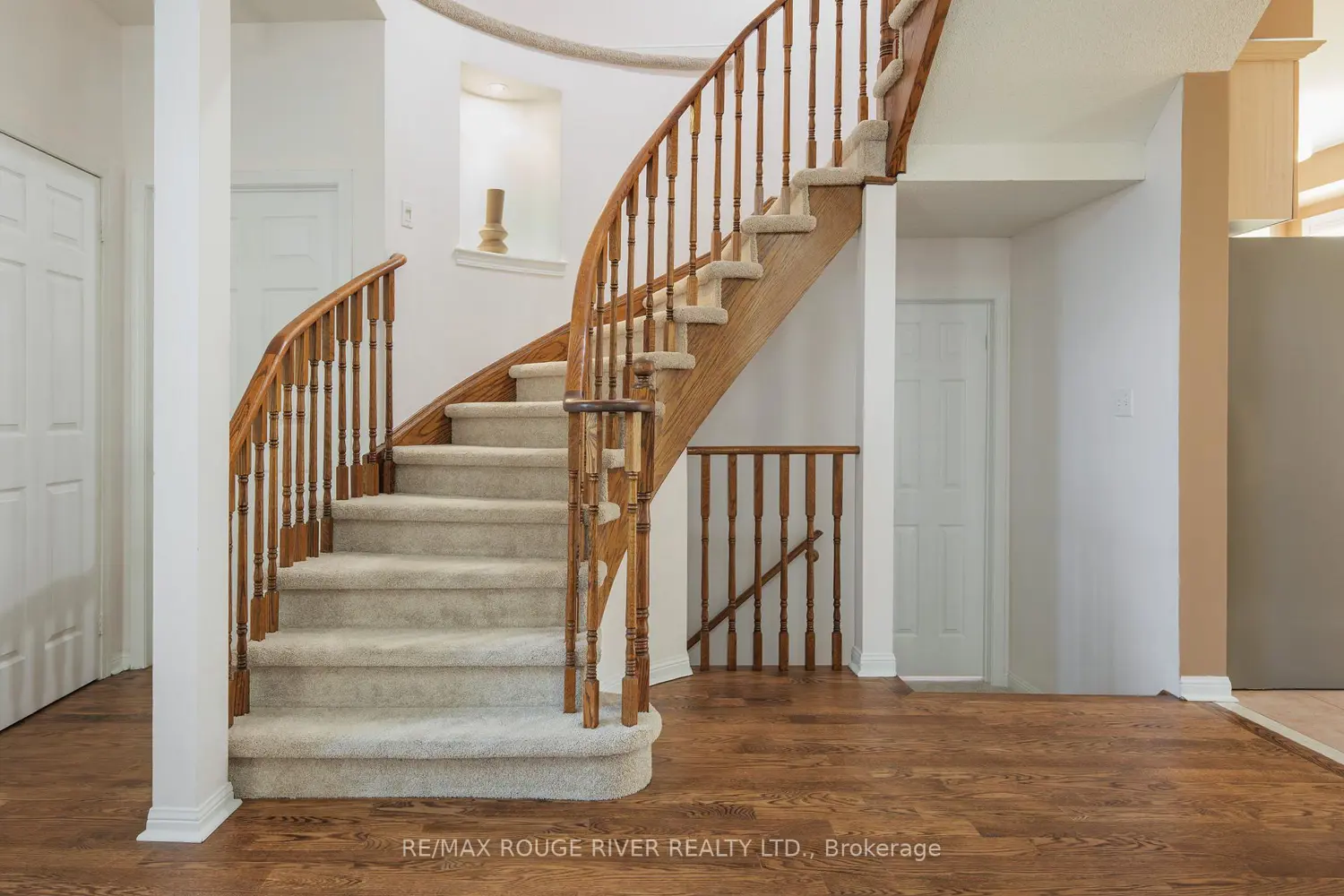 Additional image 2 of 463 Summerpark Crescent