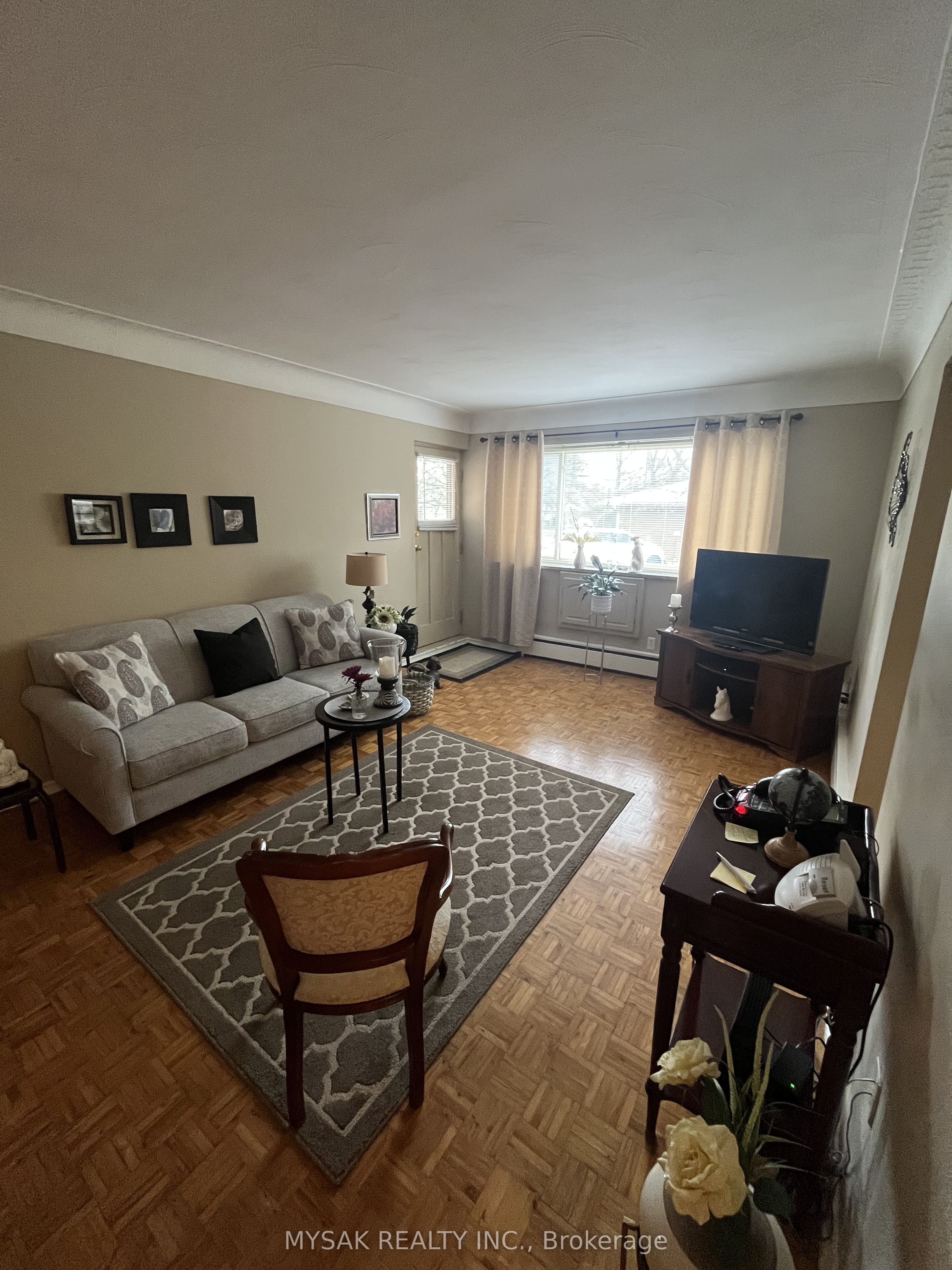 100 Sunnylea Crescent, Guelph, ON, N1E 1W6 photo 3