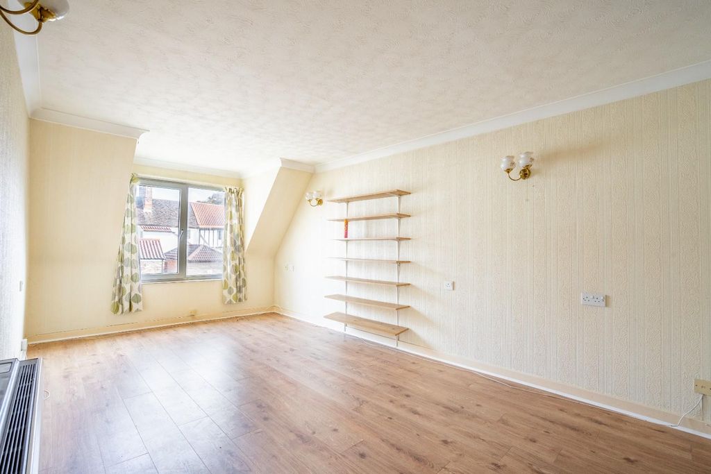 Additional image 2 of 1 bed flat for saleFront Street, Acomb, York YO24