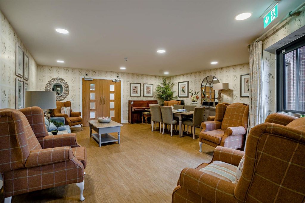 Additional image 22 of 2 bed flat for saleSaxon Gardens, Penn Street, Oakham, Rutland LE15