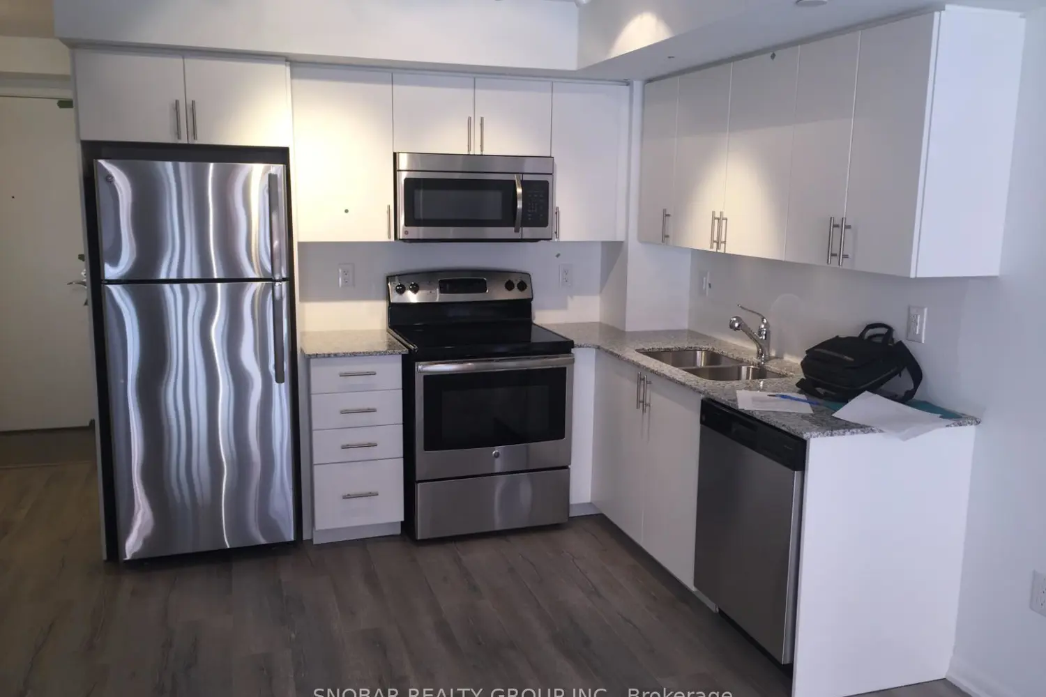 830 Lawrence Avenue 423 photo 3