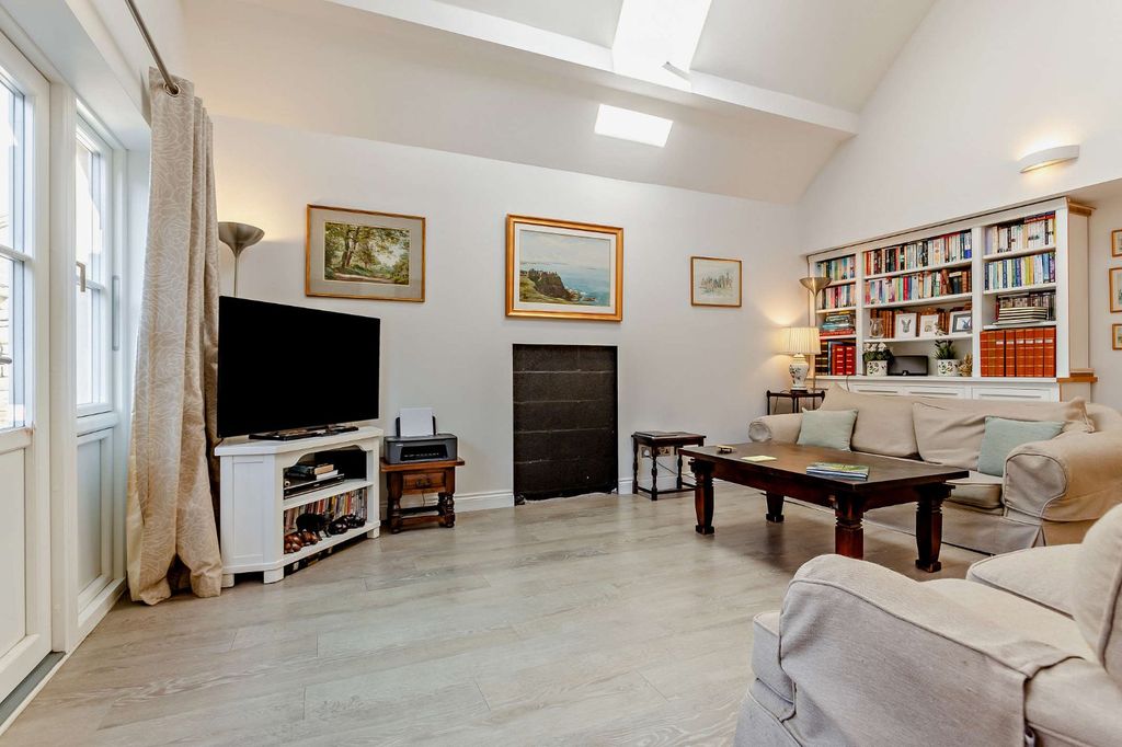 Additional image 22 of 9 bed detached house for saleVictoria Road, Cirencester, Gloucestershire GL7