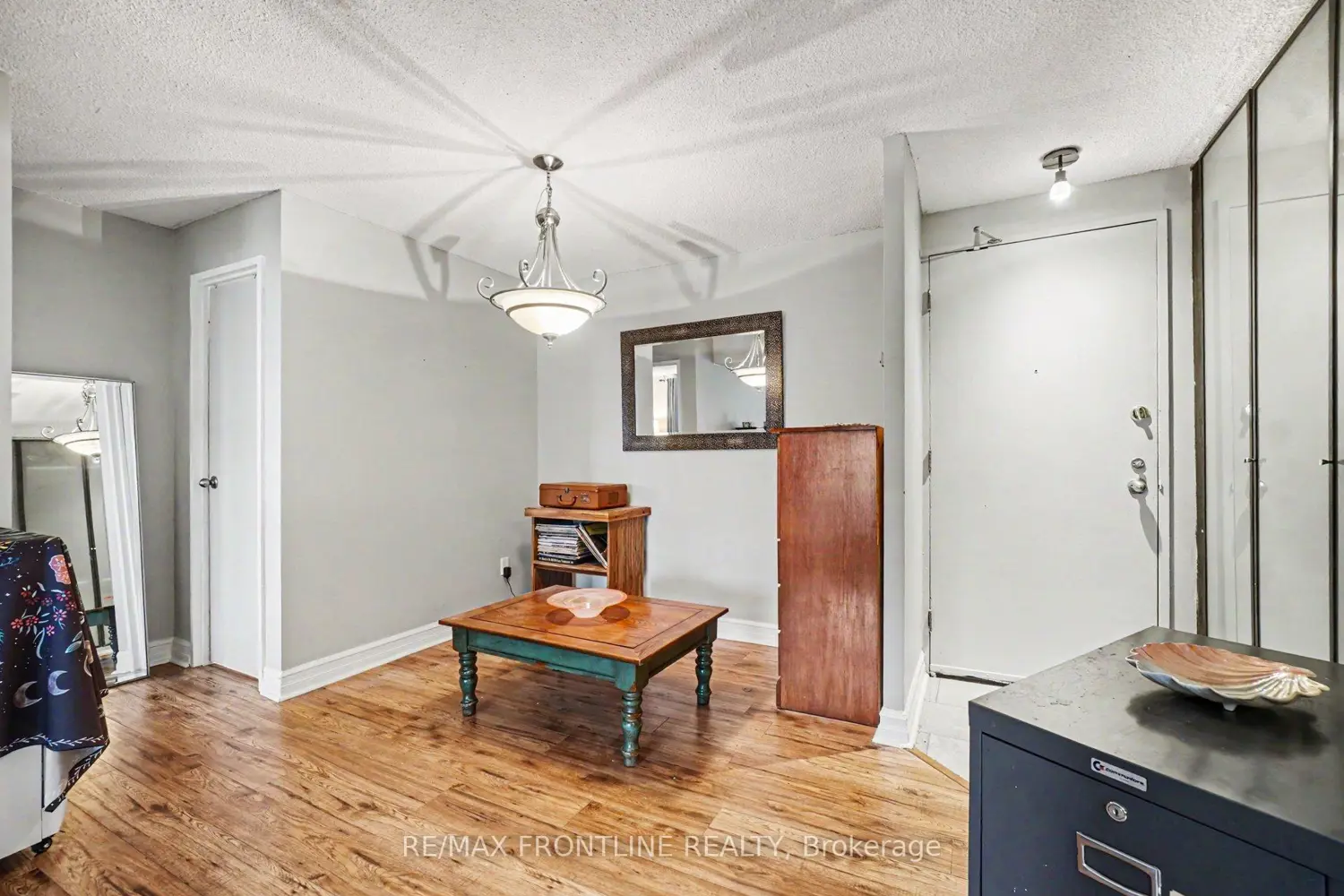 Additional image 4 of 1081 Ambleside Drive 1009
