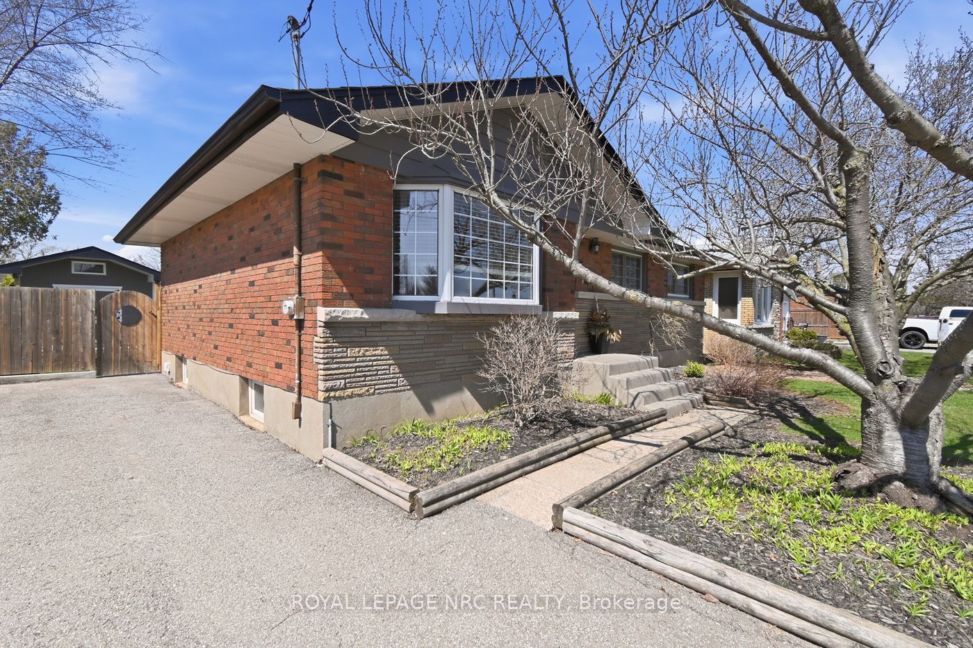 Additional image 2 of 9 Greenhill Drive, Thorold, ON, L2V 1W4