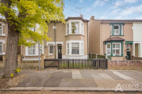 Malvern Road, Hornchurch RM11
