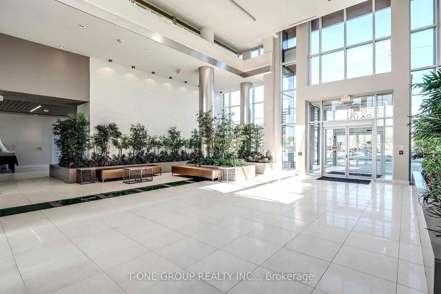 Additional image 2 of 9600 Yonge Street 912