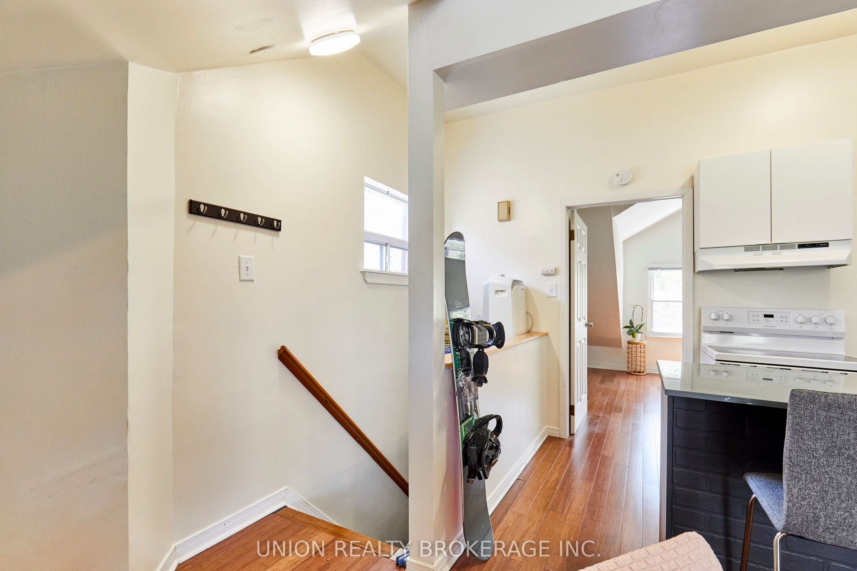 Additional image 2 of 3rd Floor-92 Dixon Avenue, Toronto, ON, M4L 1N7