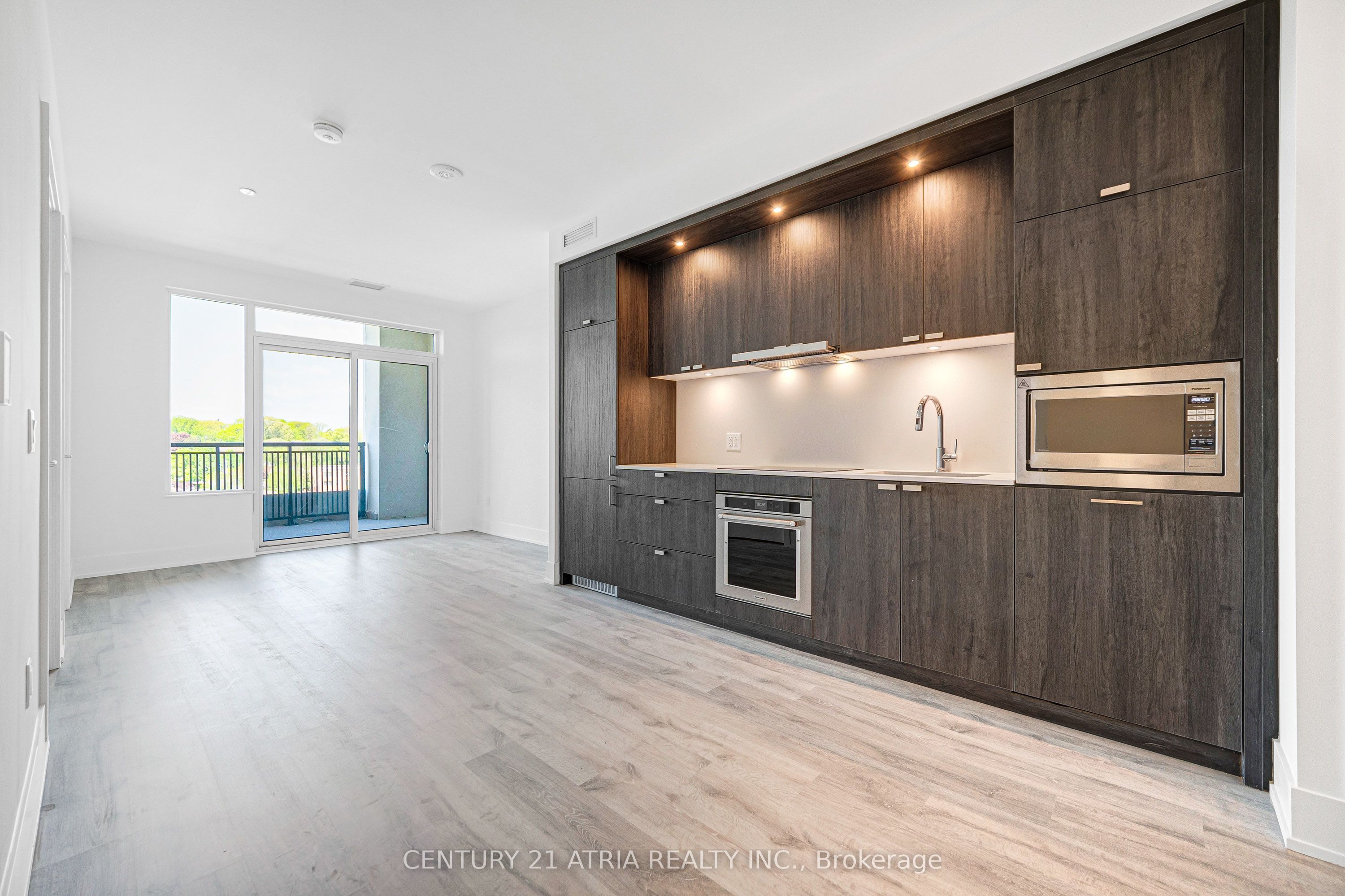 Additional image 2 of 712-259 The Kingsway N/a, Toronto, ON, M9A 0G2
