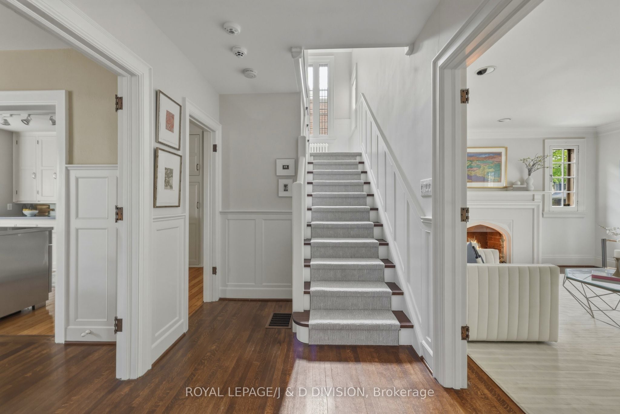 Additional image 2 of 41 Ridge Drive, Toronto, ON, M4T 1B6