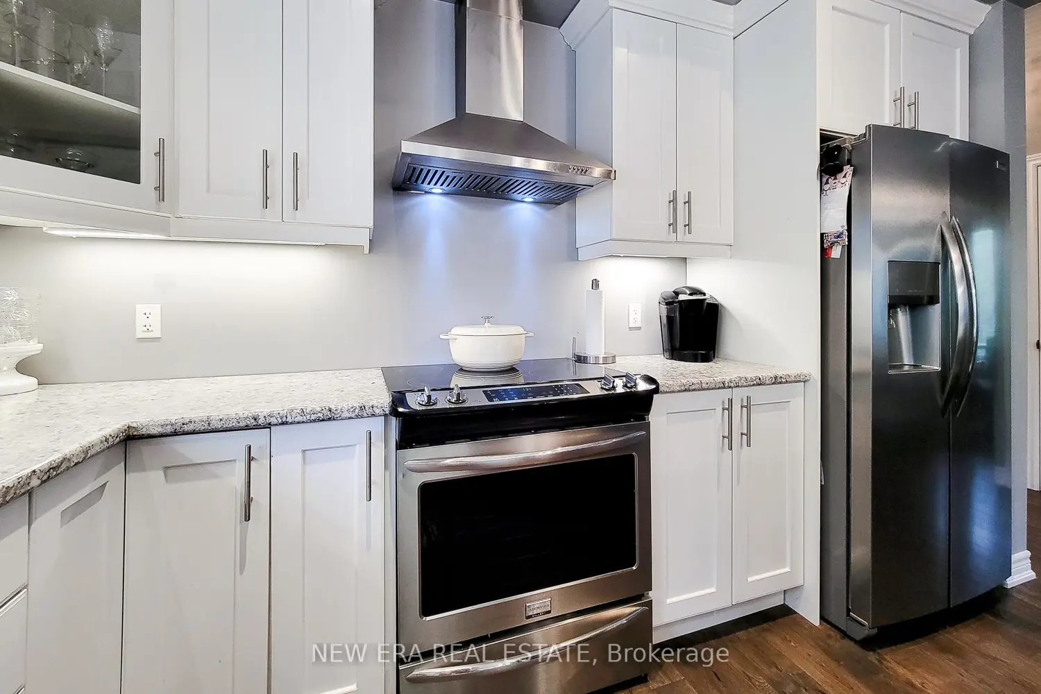 Additional image 11 of 4274 Sixth Avenue