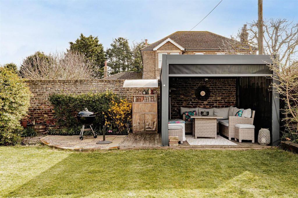 Additional image 29 of 4 bed semi-detached house for saleTothill Street, Minster, Ramsgate CT12