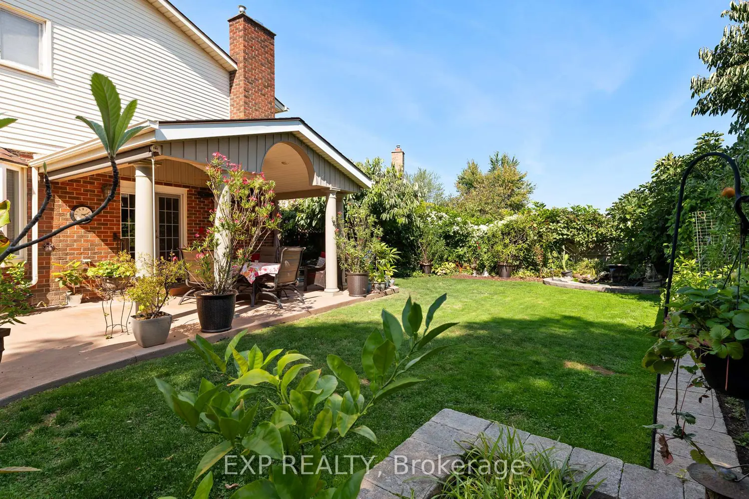 Additional image 16 of 38 Capri Street