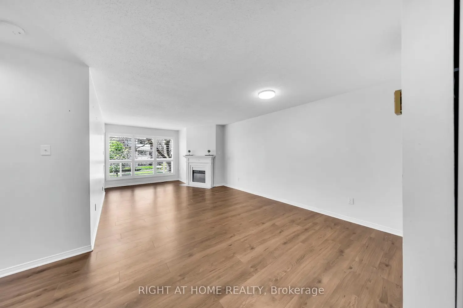 126 Bell Farm Road 212