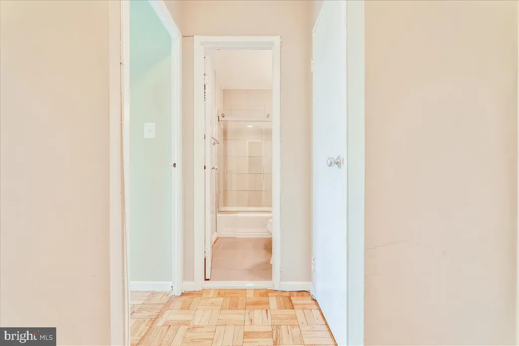 Additional image 20 of 940 25th Street NW Unit 817-S, Washington, DC 20037