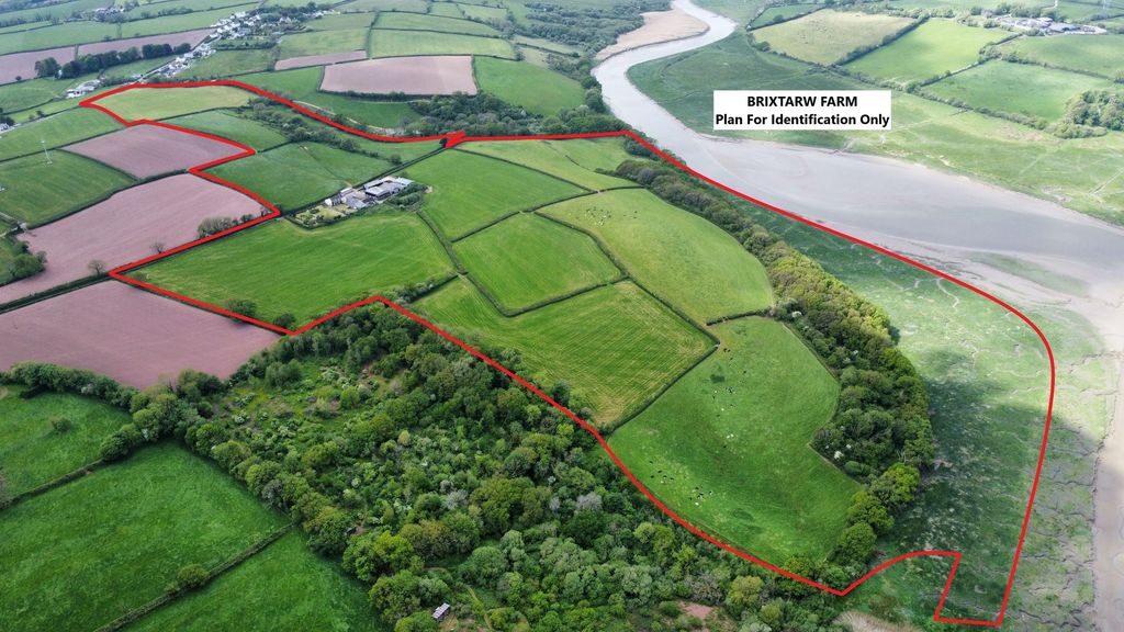 7 bed farm for saleLaugharne, Carmarthen SA33