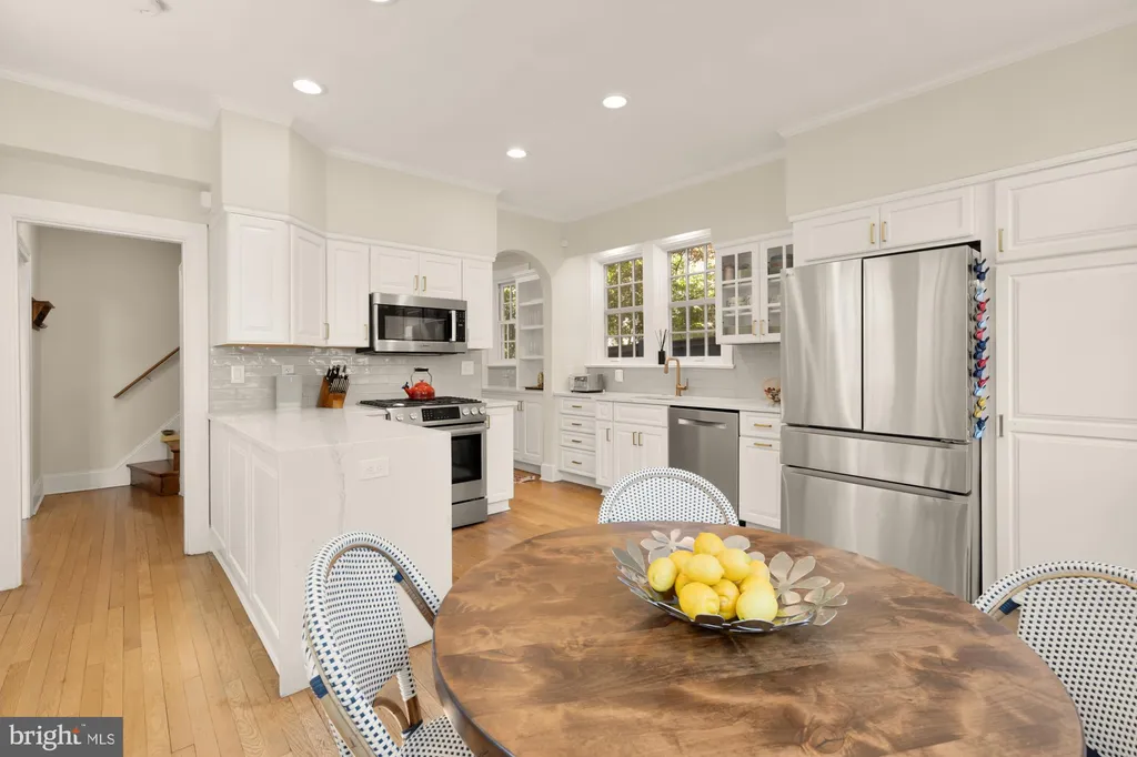 Additional image 16 of 3915 Livingston Street NW, Washington, DC 20015