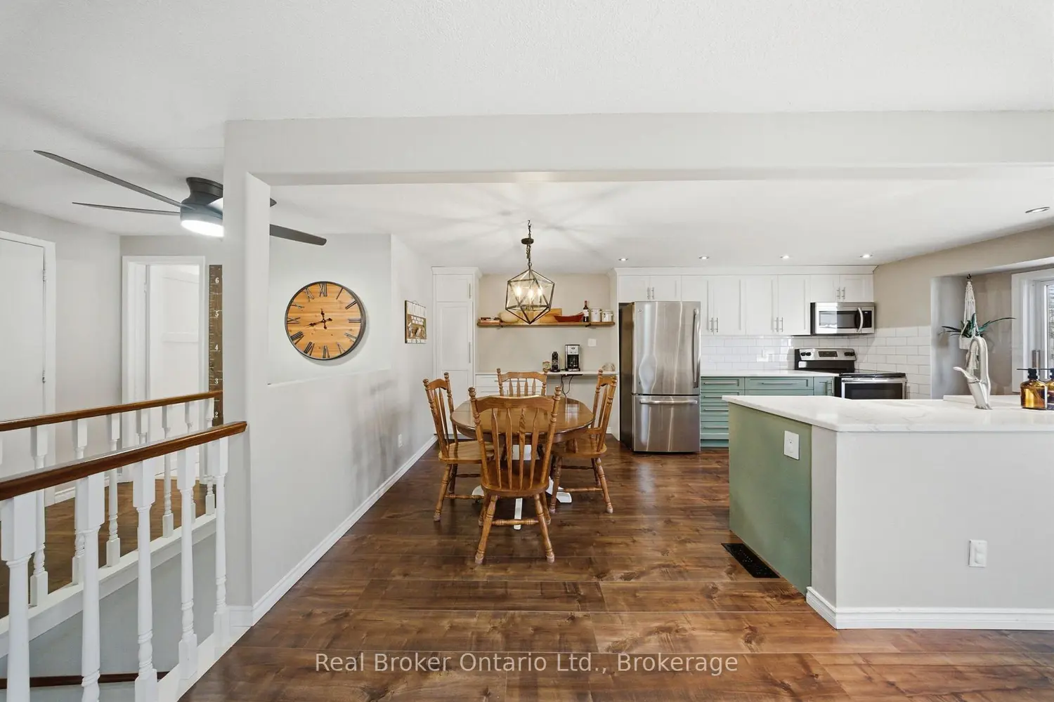 58 Leacock Avenue photo 3