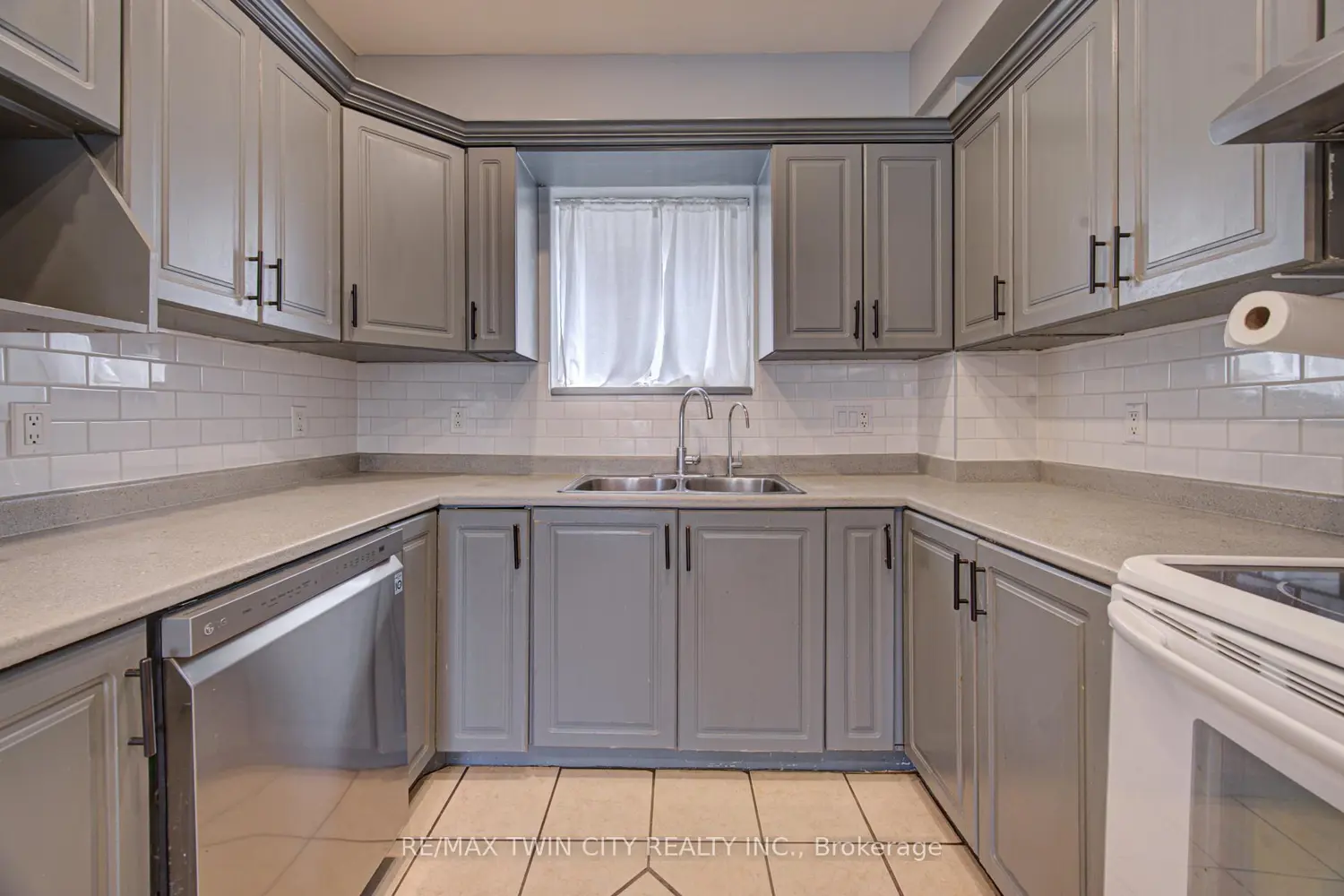 Additional image 9 of 281 Courtland Avenue