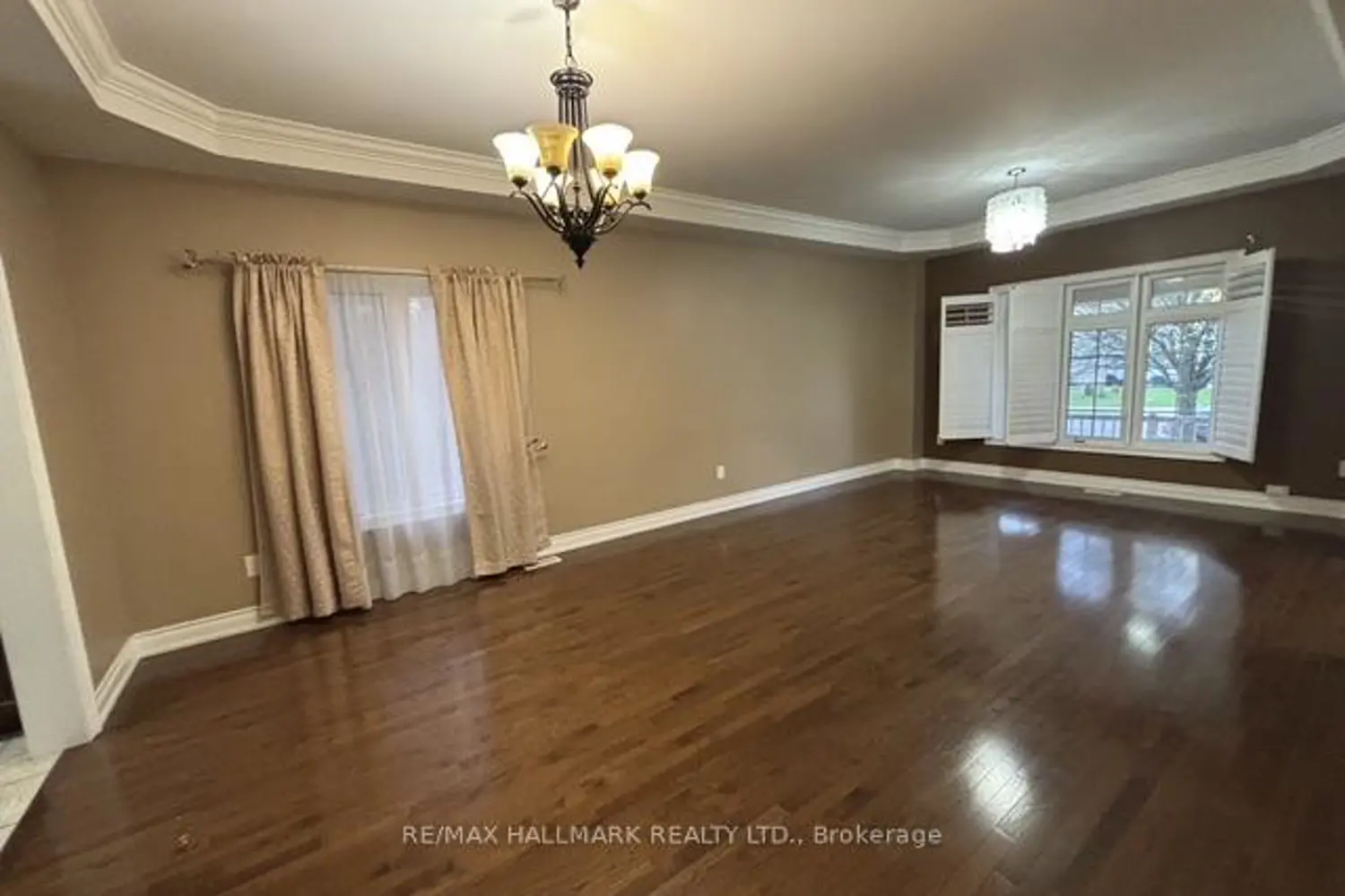 Additional image 3 of 99 Royal West Drive