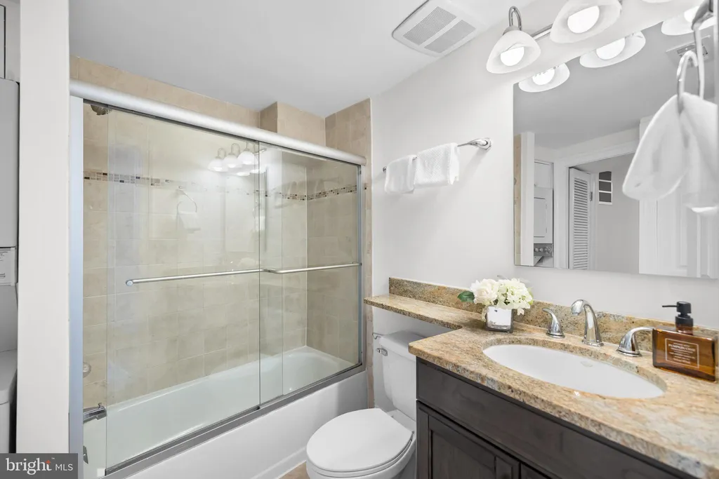 Additional image 15 of 350 9th Street SE Unit 15, Washington, DC 20003