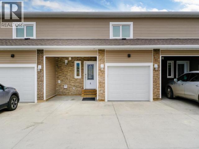 4-60 CAPRICE COURT