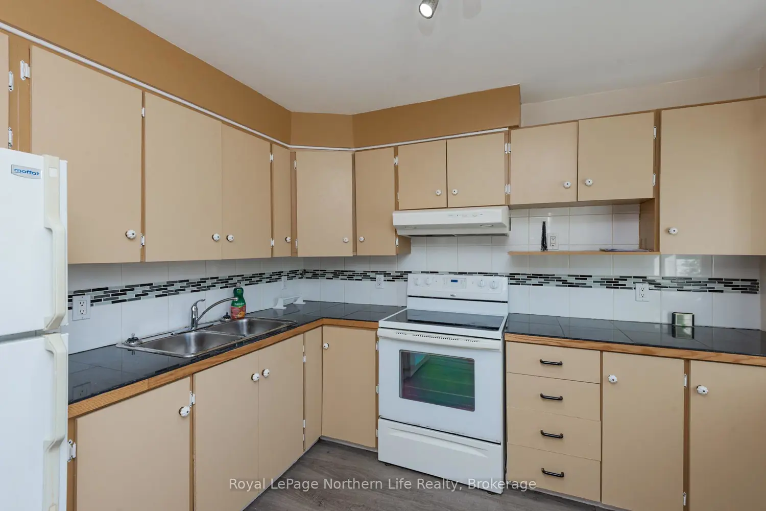 Additional image 14 of 111 Norwood Avenue