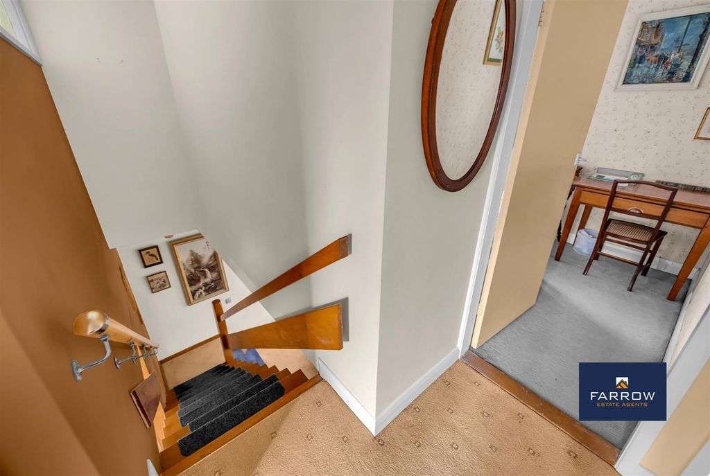 Additional image 15 of 4 bed semi-detached house for saleQueens Parade, Grimsby DN31